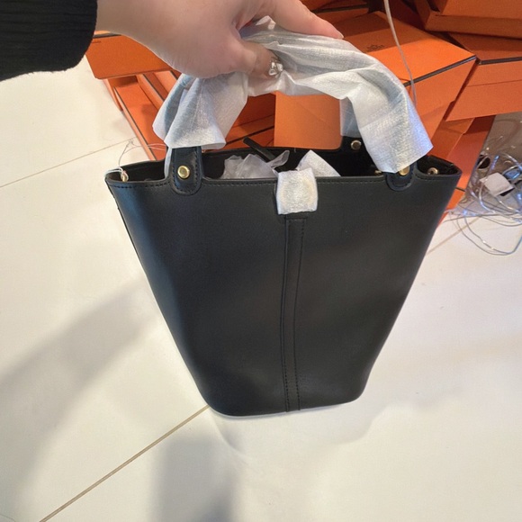 Tory Burch Black Tote with Logo Charm - Picture 6 of 6